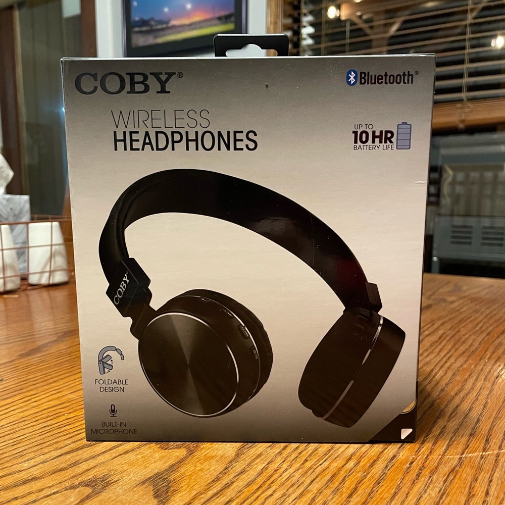 BRAND NEW COBY Wireless Folding Headphones